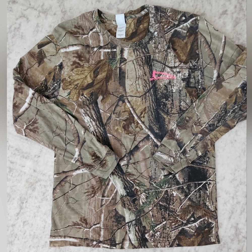 Women's Real Tree Long Sleeved Tee